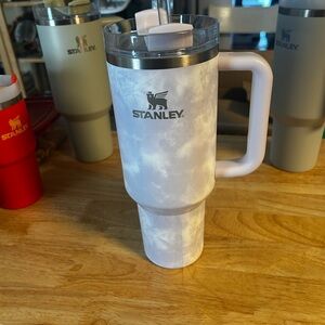 Stanley Tumbler in Wisteria Tie Dye